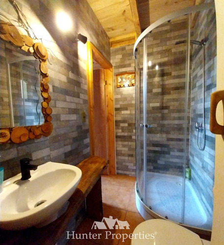 Venta 2 Casas Y 1 Cabaña De 2 Y 3 Dorm. En Pucón