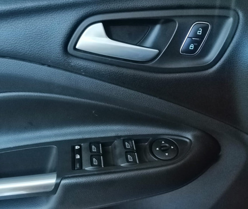 Imagen 11 de 13 de Ford Escape Se Plus 2017