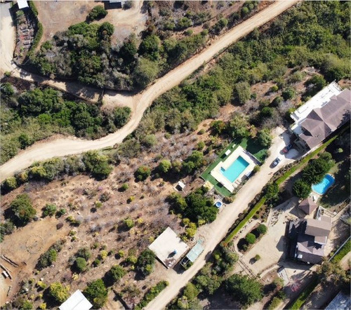 Se Arrienda Terreno Con Cabañas En Comuna De Algarrobo
