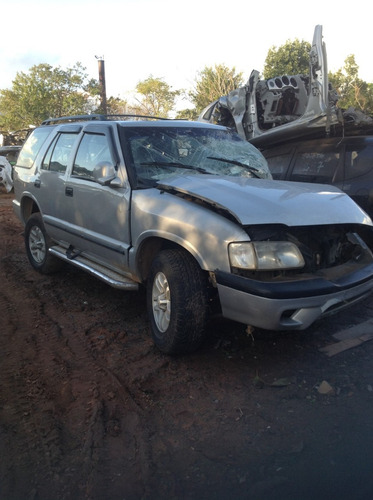 Imagem 1 de 6 de Sucata Peças Acessórios Blazer Dlx Diesel 95cv