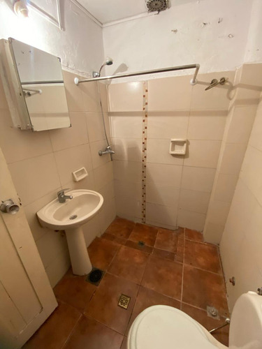 Venta Apartamento 4 Dormitorios, Para Inversión Zona Cerrito