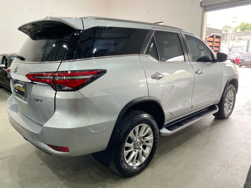 Toyota SW4 2.8 D-4D Turbo Diesel Srx 7L 4X4 Automático