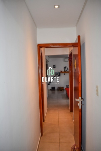 Imagem 5 de 21 de Vendo Excelente Apartamento Reformado No Gonzaga, 2 Quartos, 2 Banheiros, Santos, 104m2 Úteis - Ap04060 - 69683949