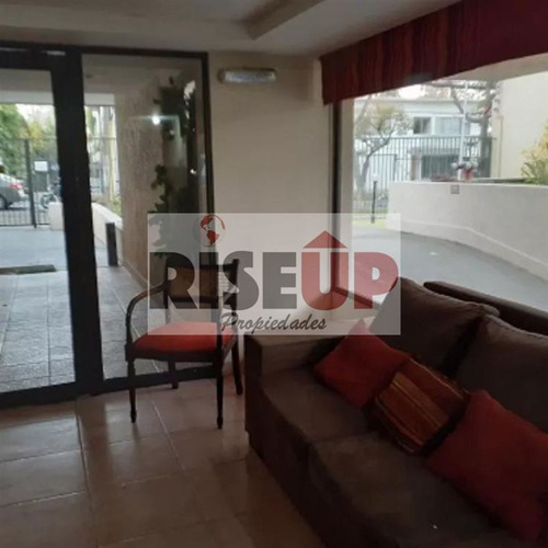 Departamento Bajo Precio En Venta De 2 Dorm. En Providencia