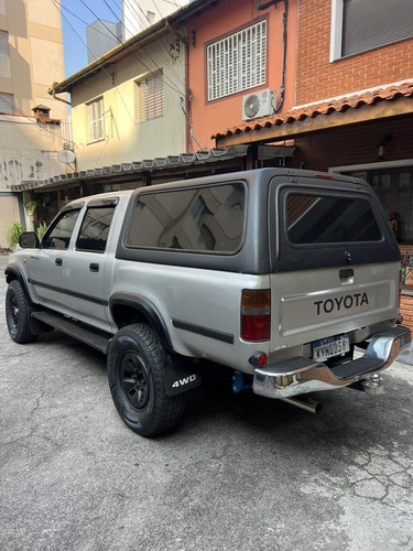 Toyota Hilux 3.0 Srv Cab. Dupla Turbo 4x4 4p