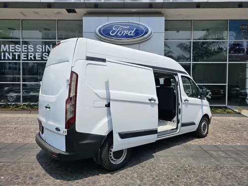 Ford Transit 2021