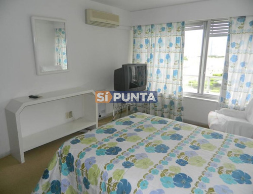 Imagen 9 de 16 de Apartamento En Venta - Brava