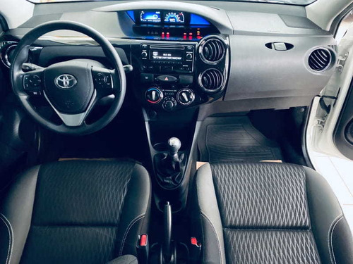 Imagem 10 de 12 de Toyota Etios Hb Xplus Mt 2020