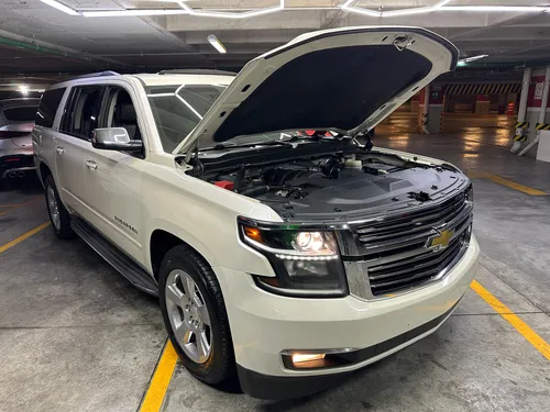Chevrolet Suburban 5.3 Ltz V8 4wd 2da Cubo At