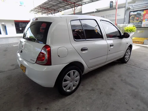 Renault CLIO STYLE Style