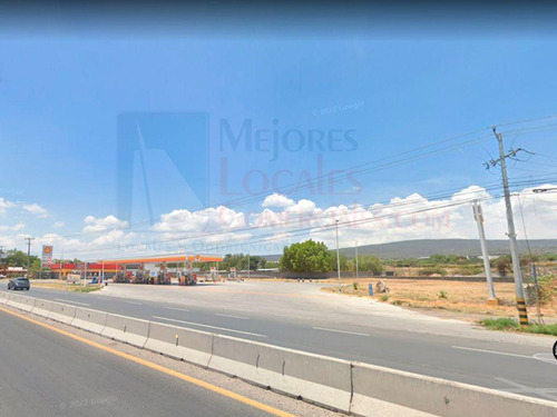 Local En Renta Gasolinera Celaya Gto. 79 M2