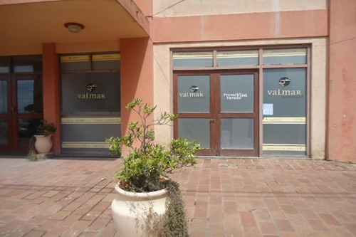 Imagen 2 de 13 de Valmar Local Comercial En Planta Baja A Metros Del Mar