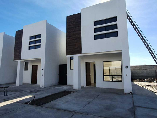 Casa En Venta En Puerta De Hierro Torreón, Coahuila