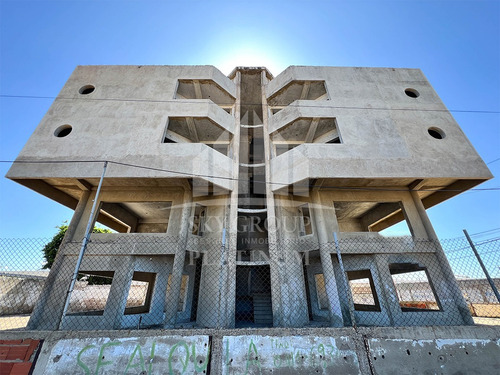 Edificio En Venta En Punto Fijo Pled-017