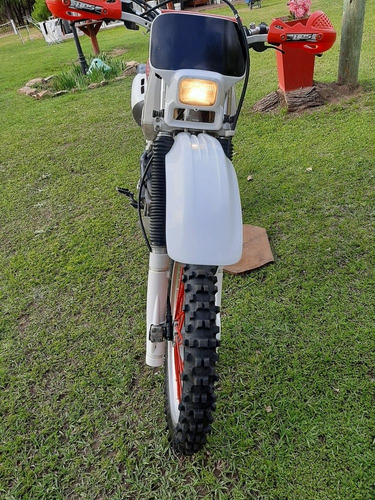 Honda Xr600
