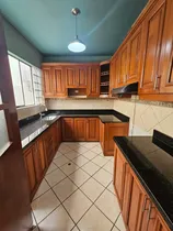 Comprar Alquilo Departamento Renovado 1er Piso En Sagitario - Surco
