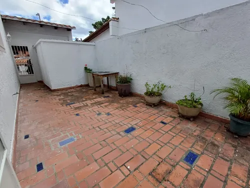 Venta De Casa En Los Chorros
