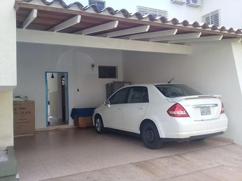 Imagen 4 de 12 de Leida Falcon Rentahouse Vende Casa En Pedregal Lara 22-18227 Lf