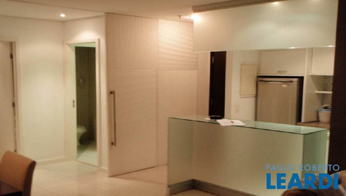 Imagem 11 de 14 de Flat - Itaim Bibi - Sp - 127154