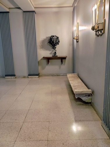 Departamento Alto En Venta Frente A Plaza Carlos Pellegrini, Jockey Y 2 Embajadas Cochera Vig24hs