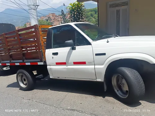 Mazda B2000 2.0 B2000