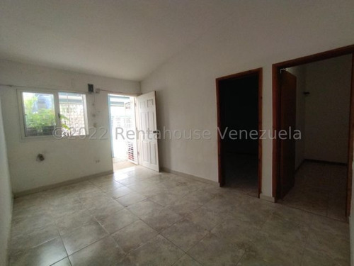 Imagen 7 de 24 de Amplia Casa Urb. San Antonio De Palo Negro 23-13073 Ejc 04243439046