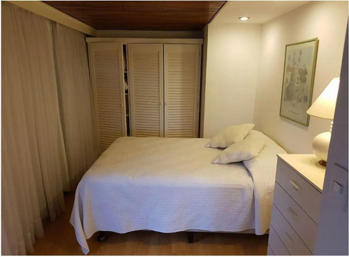 Departamento - Playa Mansa