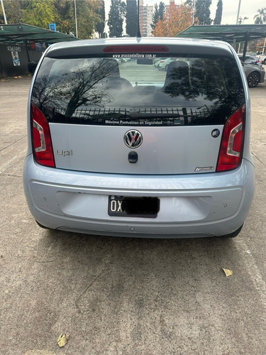 Volkswagen Up! 1.0 High Up! 75cv 3 p