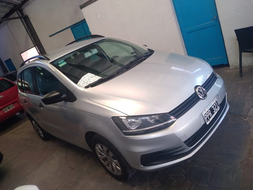 Imagen 2 de 4 de Volkswagen Suran 1.6 Confortline 2016. Excelente Estado.