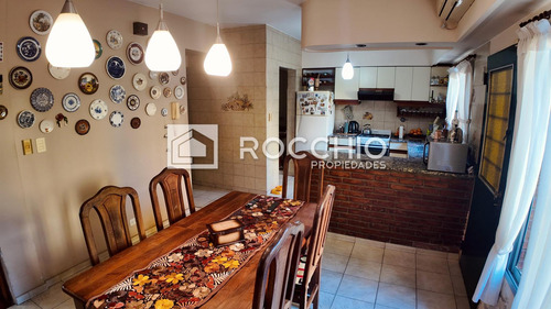 Casa En Venta 5 Ambientes Suarez