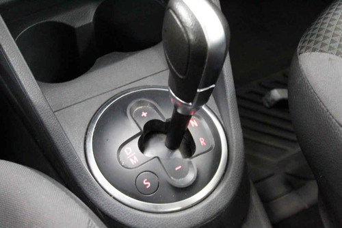 Imagen 14 de 15 de Volkswagen Gol 2018 4 Cilindros