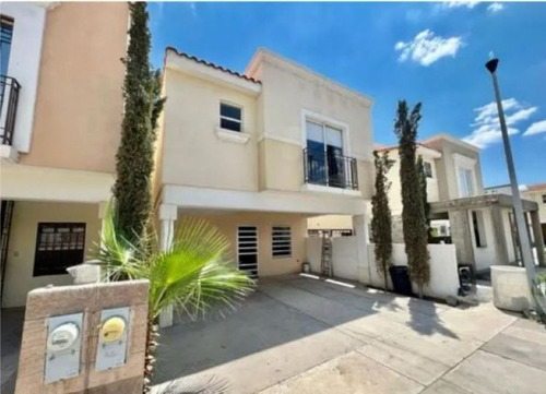 Venta De Casa En Cd. Juarez Chihuahua. Sh05