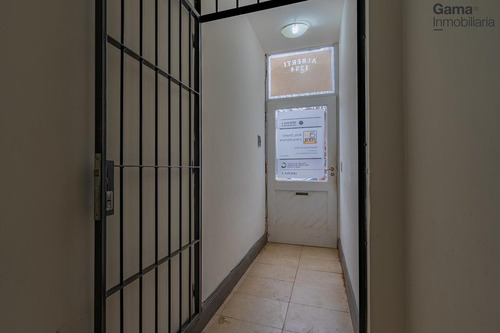 Imagen 19 de 22 de Güemes, Oficina En Venta En Alberti Entre Güemes Y Alvear Con Parque