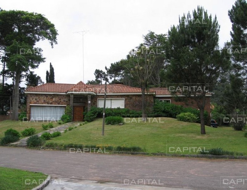 Importante Casa En Venta En Mansa, Punta Del Este- Ref: 24771