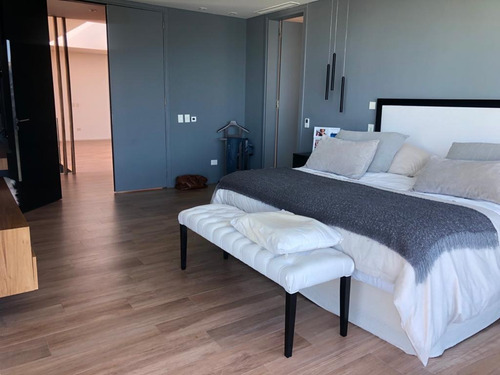 Imagen 9 de 30 de Casa En Venta De Excelente Calidad Constructiva En Lagos Del Golf