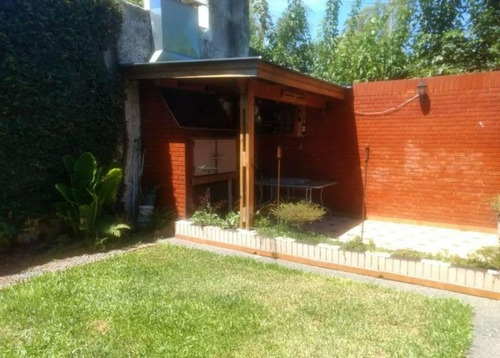 Casa 4 Ambientes Con Cochera