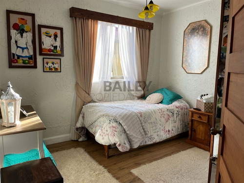 Se Vende Preciosa Y Gran Casa En Cerro Castillo