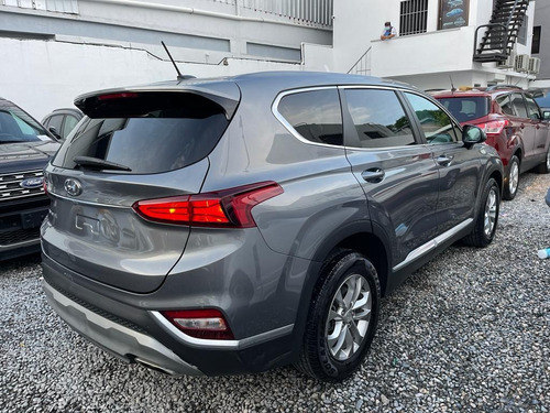 Imagen 4 de 11 de Hyundai Santa Fe Americana