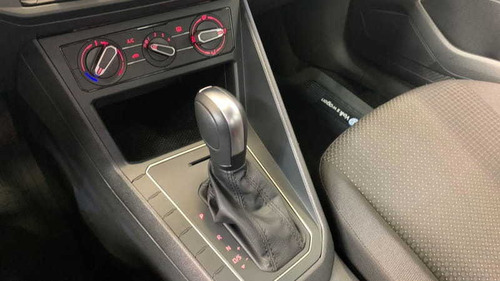 Imagem 11 de 13 de Volkswagen Virtus 1.6 Msi Automatico 2022