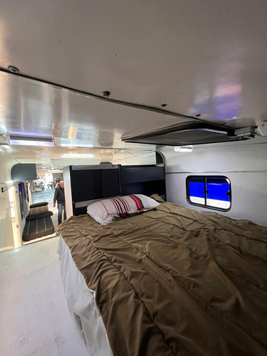 Motorhome Alzuarte Super Equipado Ideal Para Carreras
