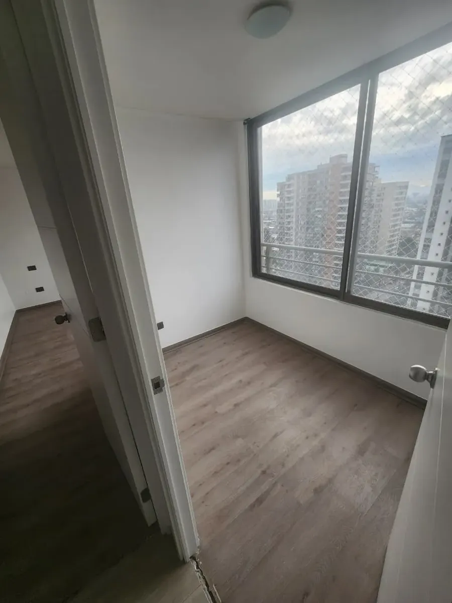 Imagen 3 de 10 de Depto Remodelado 2 Habitaciones 1 Baño Estacionamiento