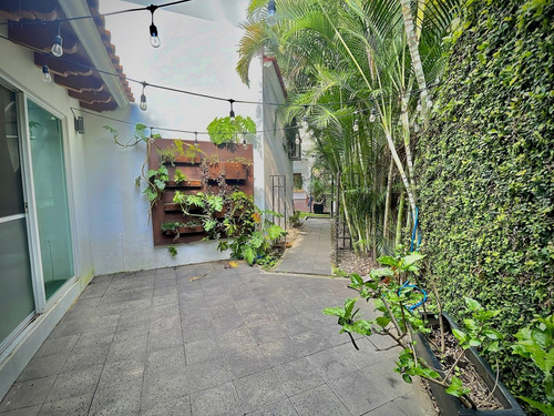 Casa En Lomas De Cocoyoc
