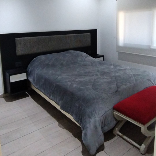 Lote En Venta Con Local Y Casa En Lote Propio En Centro Comenrcial De Villa Luzuriaga En Calle Principal Av. Arieta