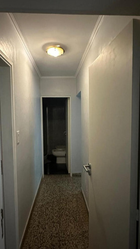 Casa En Venta - 3 Dormitorios 2 Baños - Cochera - 300mts2 - Oriente