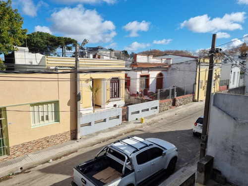Imagen 2 de 9 de Apartamento -apartamento , Proximo Agraciada Y Carlos María Ramírez, 38 M2 Terraza !!
