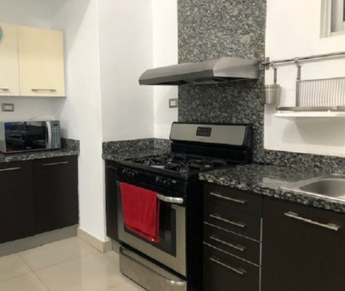 Imagen 4 de 7 de Alquilo Apartamento Amueblado En Evaristo Morales 4to Piso