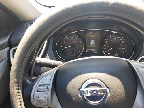 Imagen 13 de 15 de Nissan X Trail 2017 5p Advance 2 L4/2.5 Aut