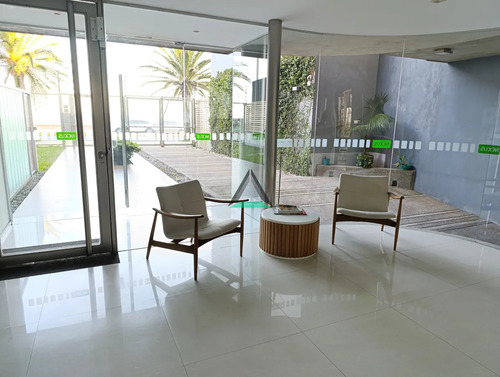 Alquilo Mejor Que Nuevo, Mejoras, Gran Terraza Al Mar Y Gran Cocina Integrada