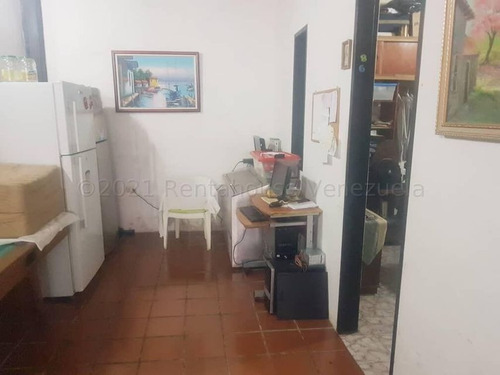 Imagen 6 de 14 de Ramiro E. Ruiz Vende Casa En Catia Mls #22-818