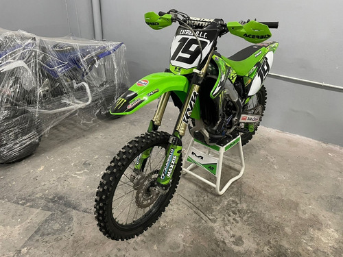 Imagen 4 de 14 de Kawasaki Kx 250 F Enduro Moto Cross 2012 Accesorios